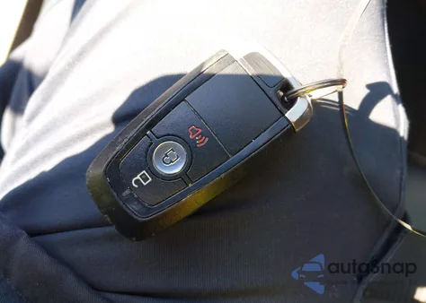 2018 Ford Ecosport Ses z USA, uszkodzony, nr VIN MAJ6P1CL4JC193602